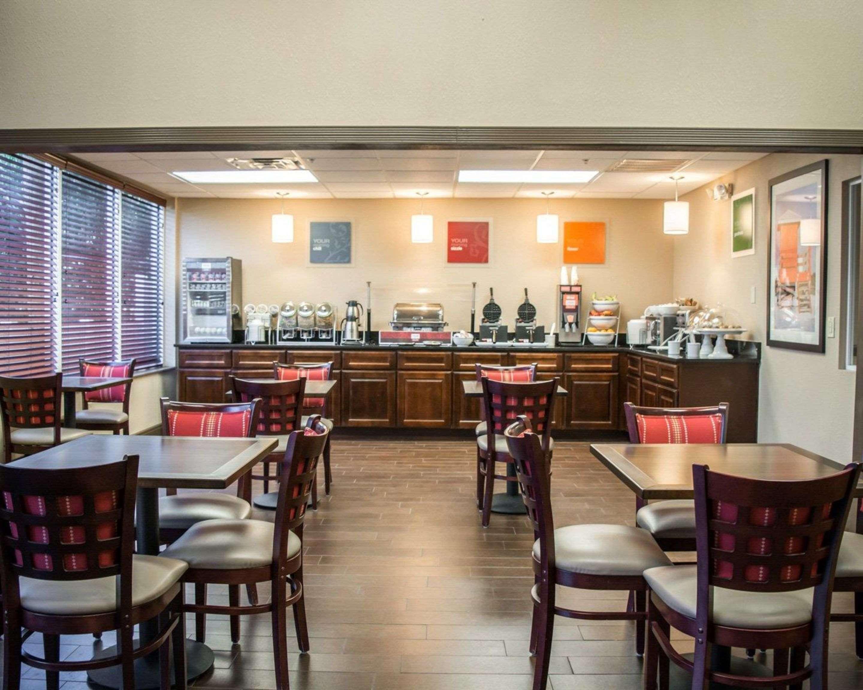 Comfort Suites Clearwater - Dunedin מראה חיצוני תמונה
