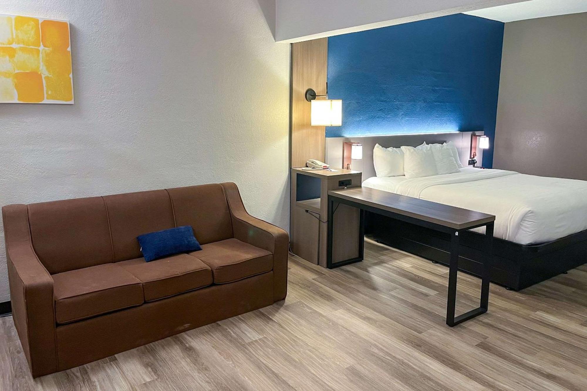 Comfort Suites Clearwater - Dunedin מראה חיצוני תמונה