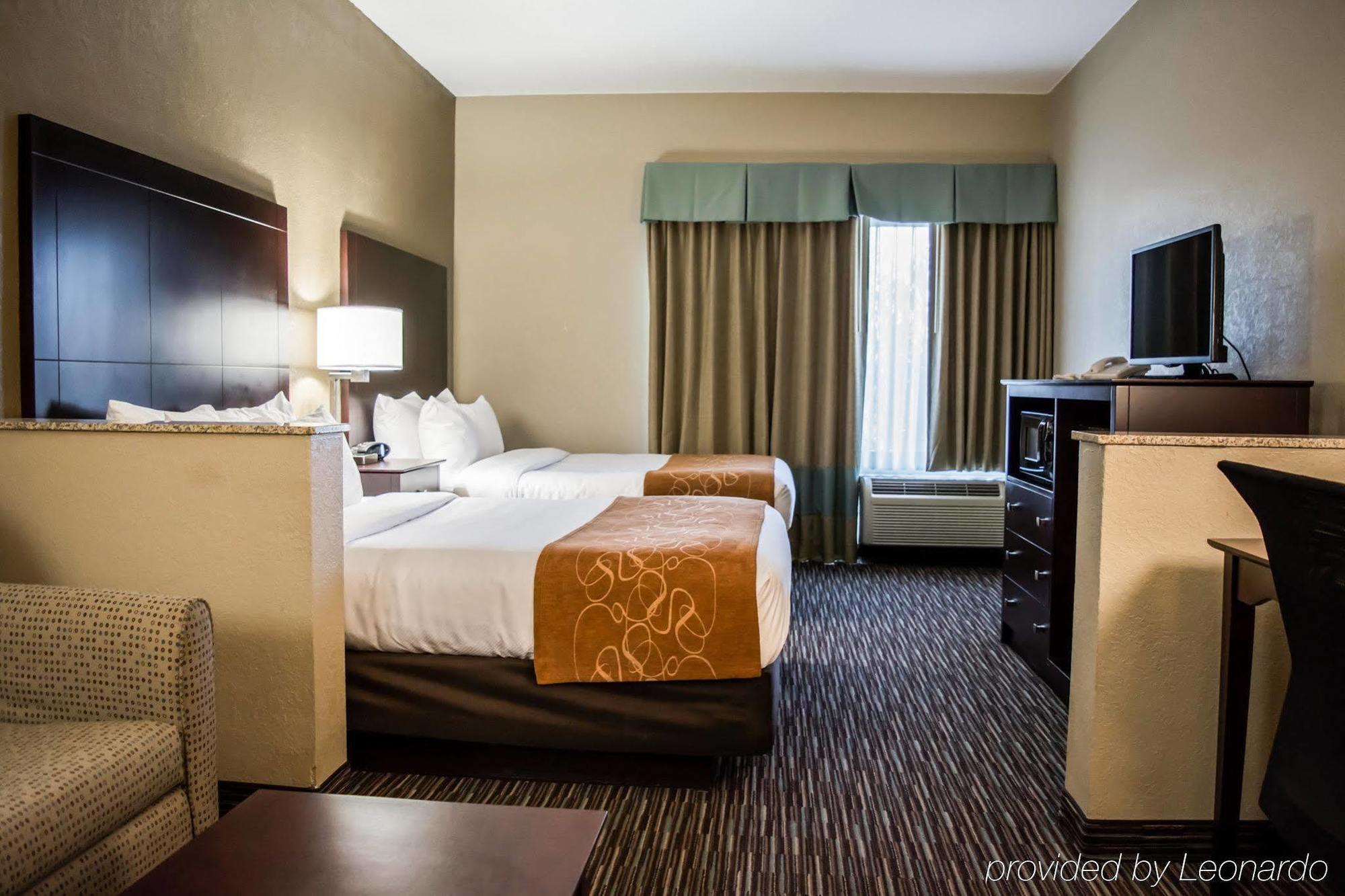 Comfort Suites Clearwater - Dunedin מראה חיצוני תמונה
